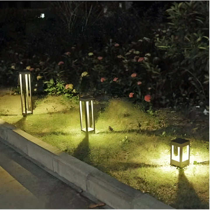 LumoPost - Waterproof LED Lawn Light made of Aluminum | Kalsten