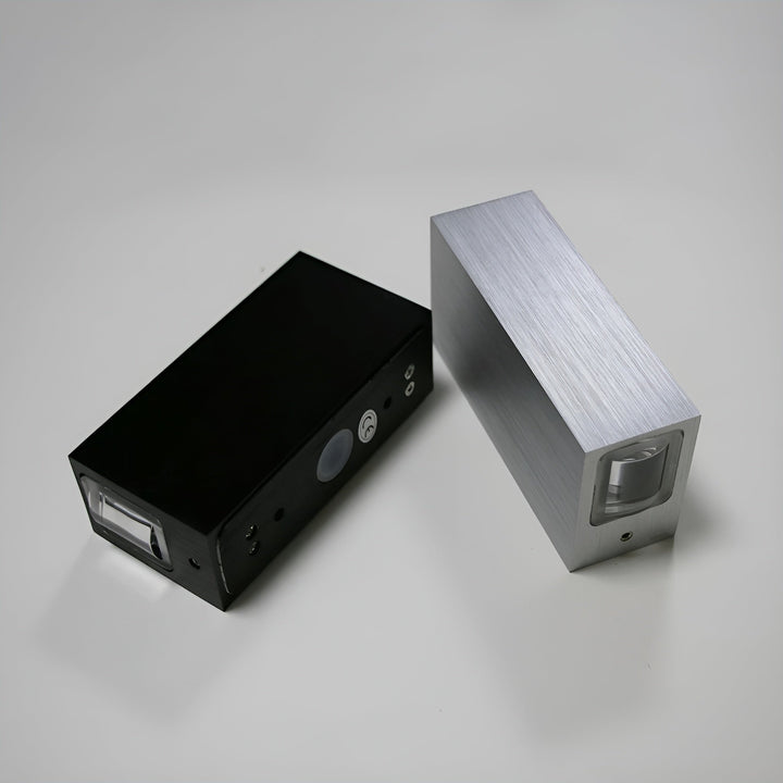 Durable LED Outdoor Wall Lamp