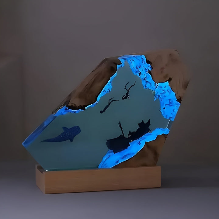 Refreshing Ocean Table Lamp - DeepDive Illumina Kalsten