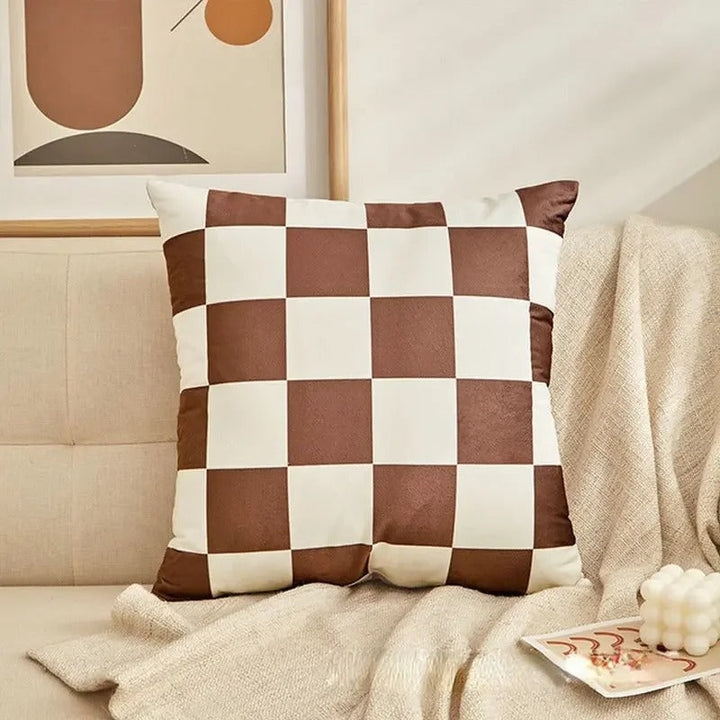 Stylish Checkered Cushion – Trendy Must-Have for a Luxury Interior Kalsten