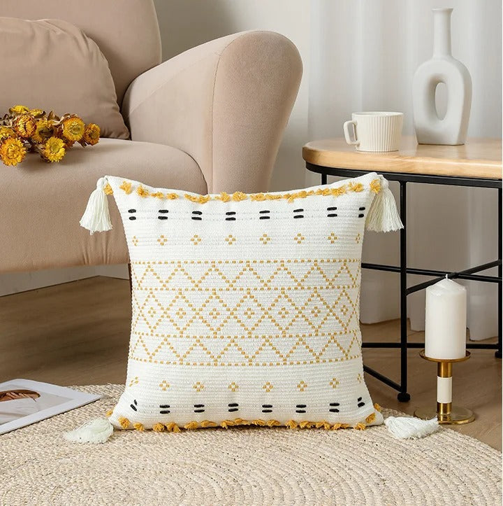 Bohemian SatinCiel Pillowcase - Luxury Pillowcase with Tufted Design for Any Interior Kalsten