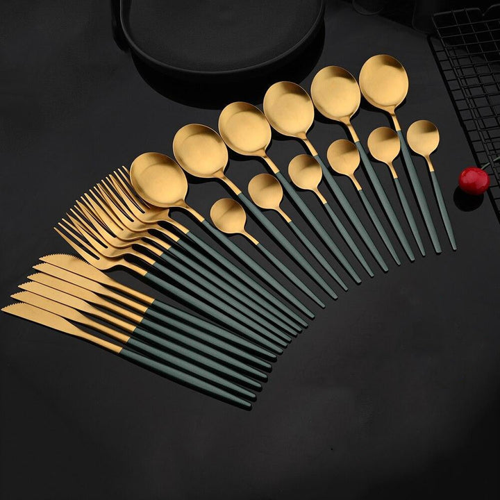 RoyalGlimmer Gold Cutlery Set - Gold Cutlery Set for a Luxurious Table Decoration Kalsten