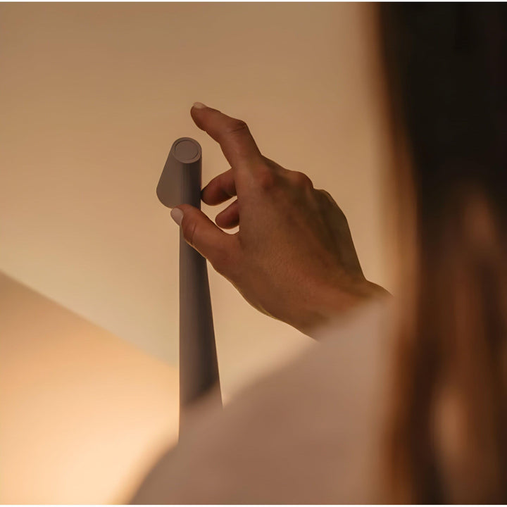 Nordic Minimalistic LED Wireless Table Lamp | Kalsten