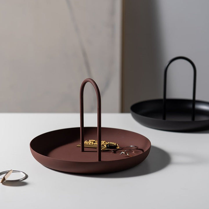 Kalsten | Minimalist, round, decorative tray