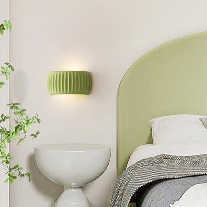Luxury Art Deco Wall Lamp made of Resin - Illuminate your Interior Kalsten