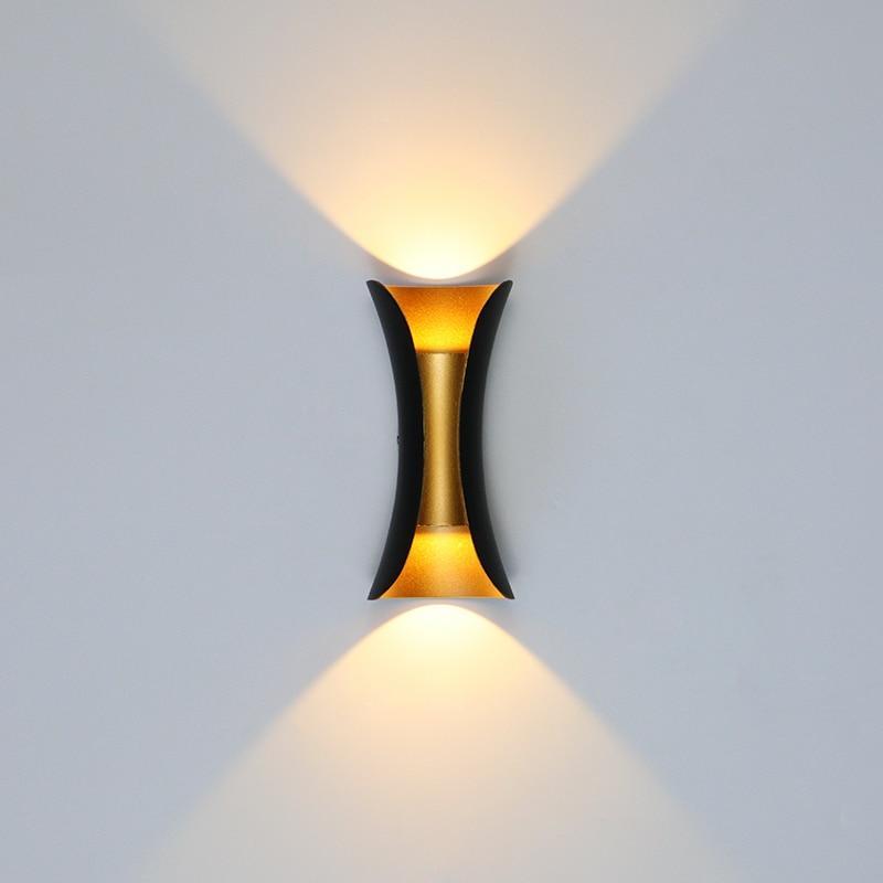 LumiEdge Modern LED Outdoor Wall Light