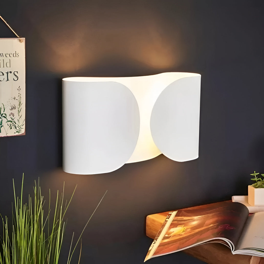 LuminaSquare Wall Lamp - Modern Design and Atmospheric Light | Kalsten