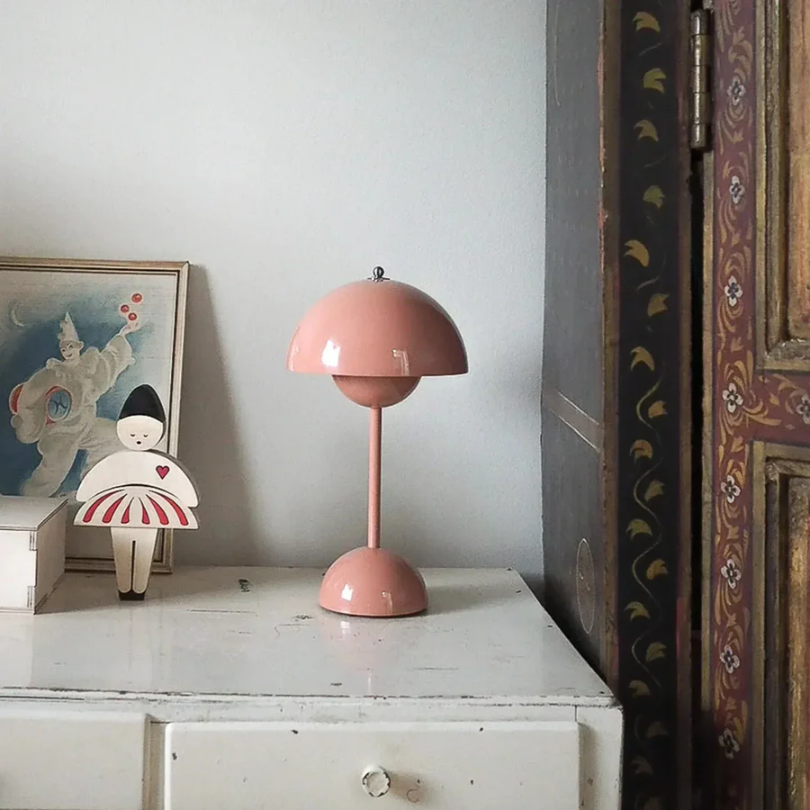 Modern Touch Sensitive Table Lamp - LumiTouch | Kalsten