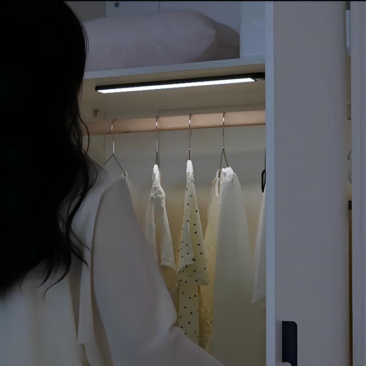 Skanto | Motion Sensor LED Cabinet Light