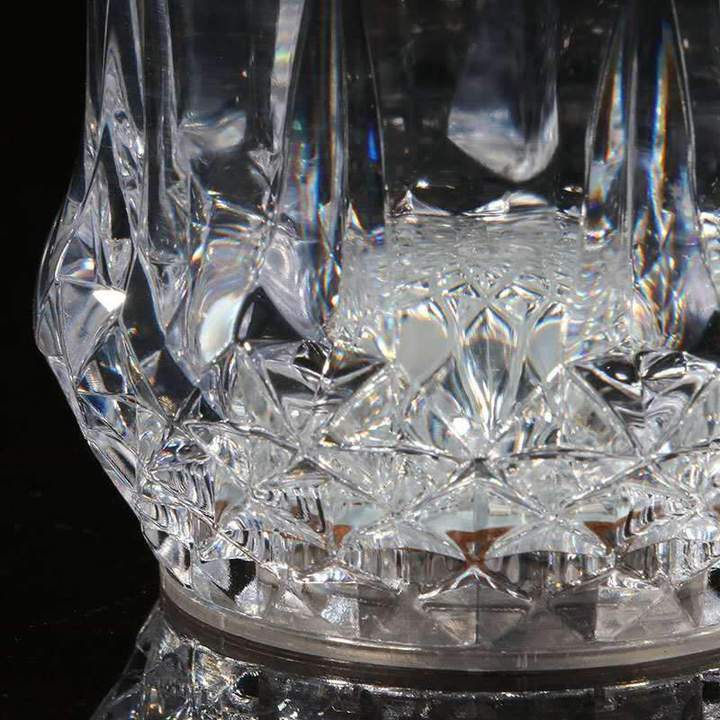 BowLift | Liquid-activated LED Glass