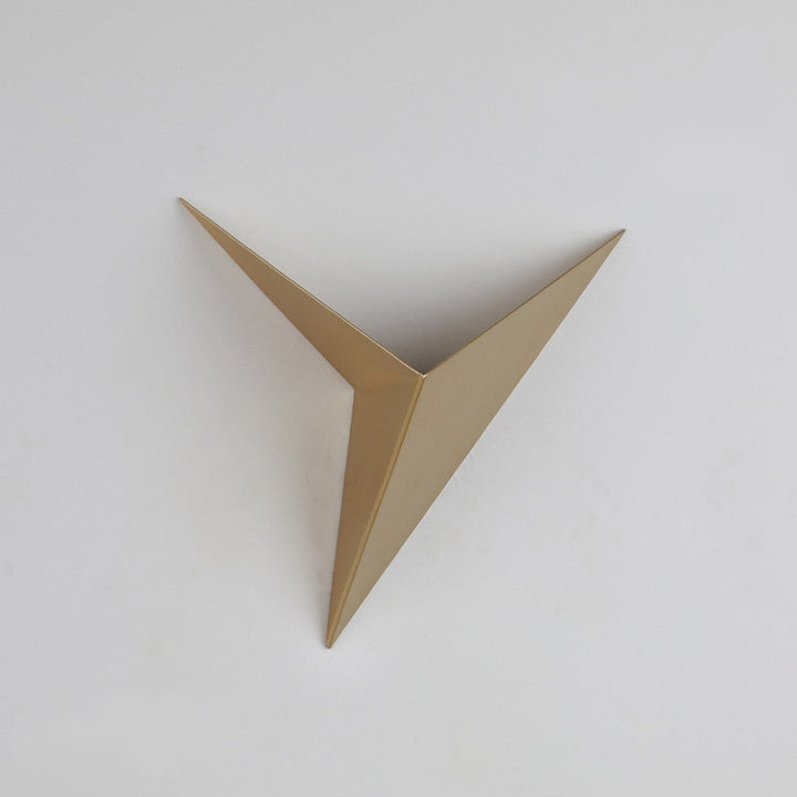 Kalsten | Trigon Wall Light