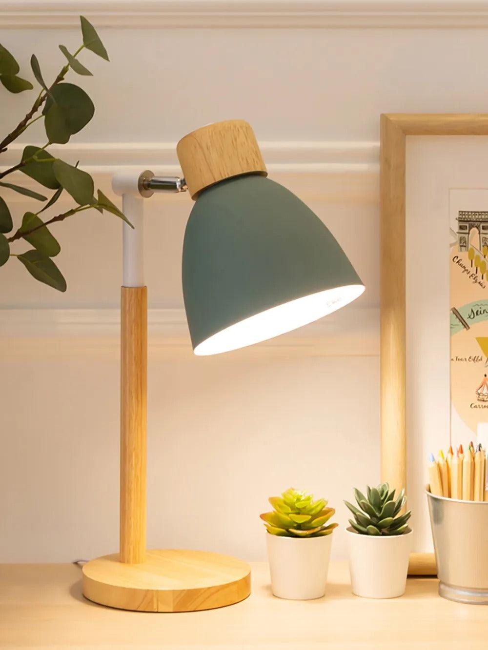 Nordic Table Lamp | Wood, Iron | Kalsten