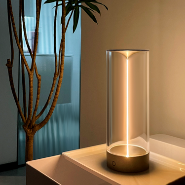 Modern Magnetic Table Lamp | Kalsten