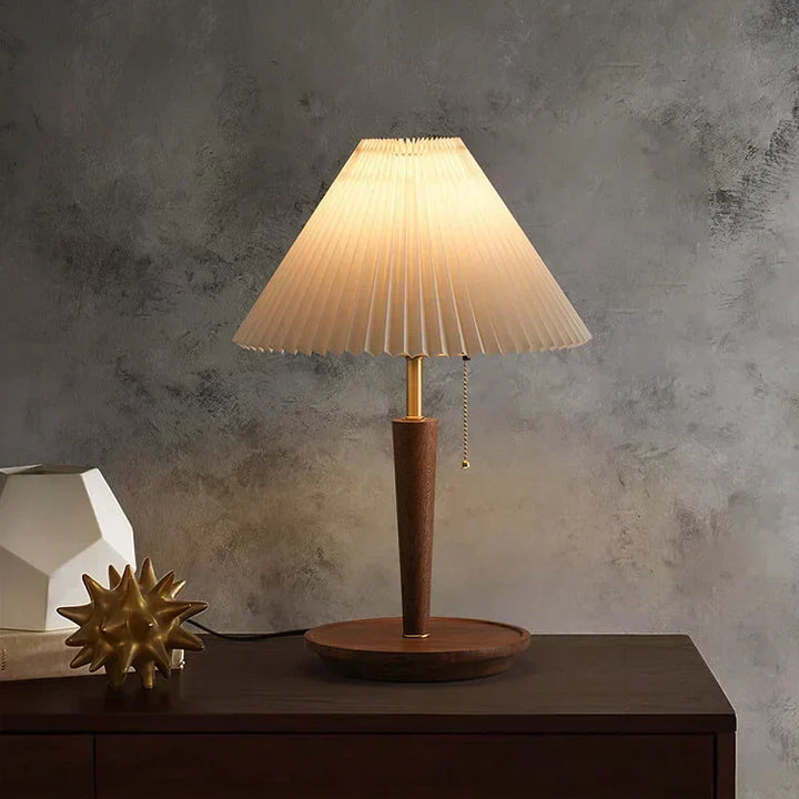 Elegant Vintage Woodly Table Lamp - Table Lamp with Pleated Design Kalsten