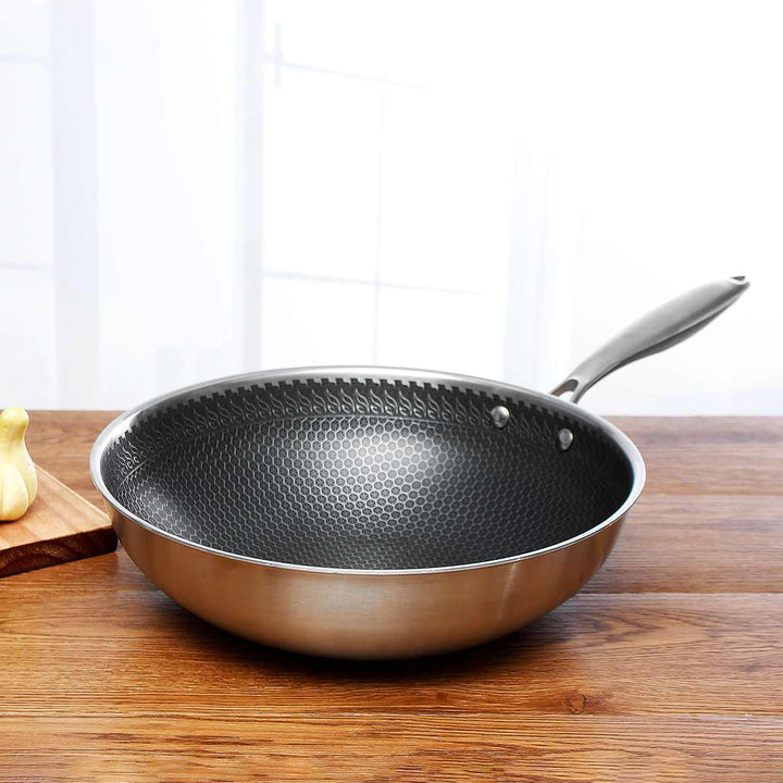 RoestvrijChef | Scratch-resistant Frying Pan with Honeycomb Structure | Kalsten