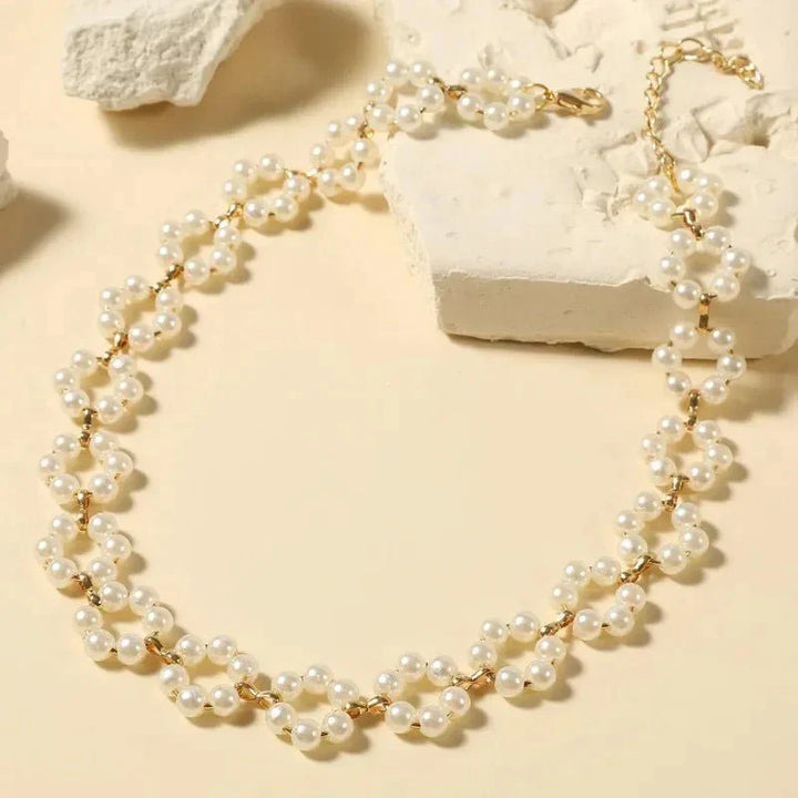 Kalsten | Pearl Floral Daisy Choker Necklace