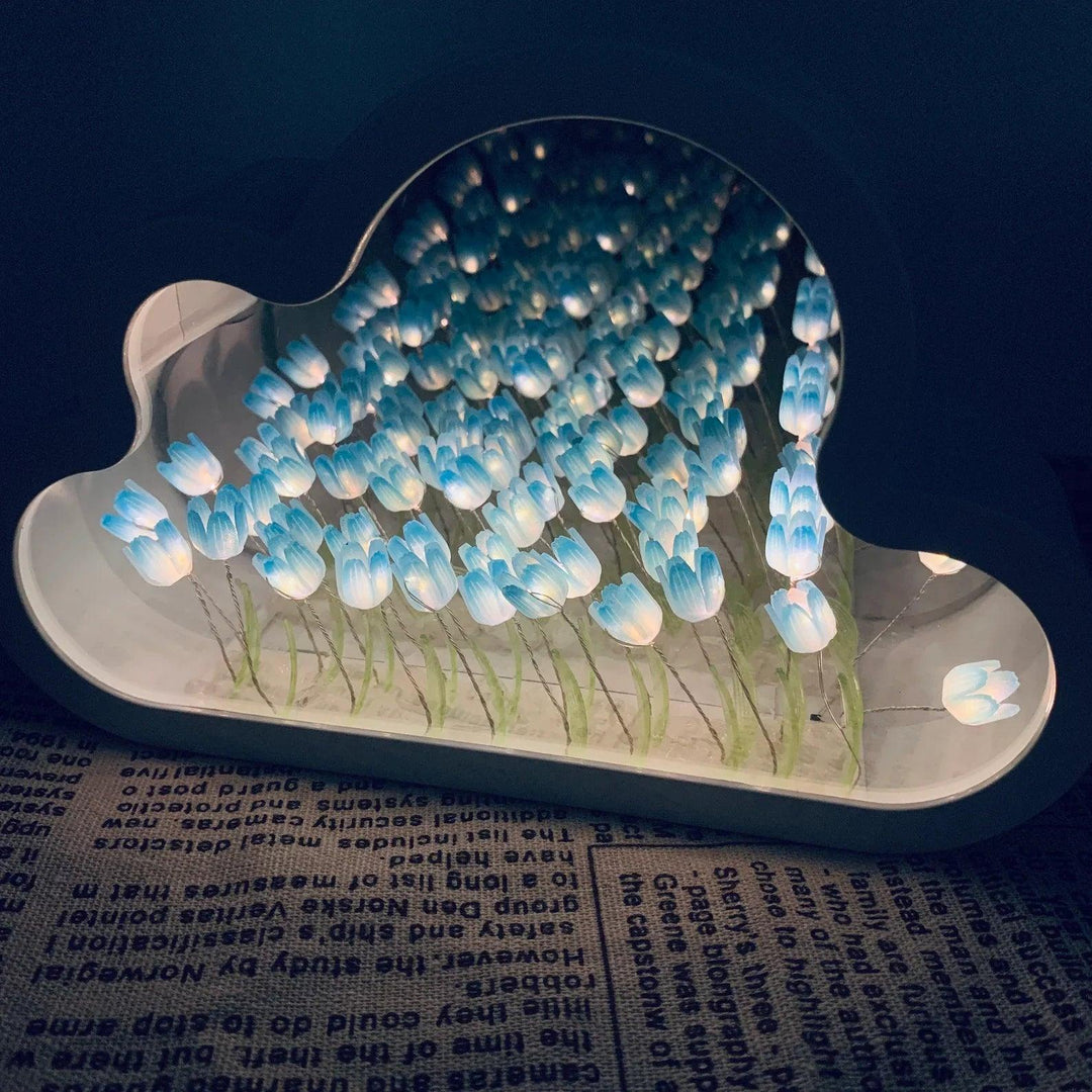 Tulip Cloud LED Mirror – Magic Light & Decorative Design | Kalsten