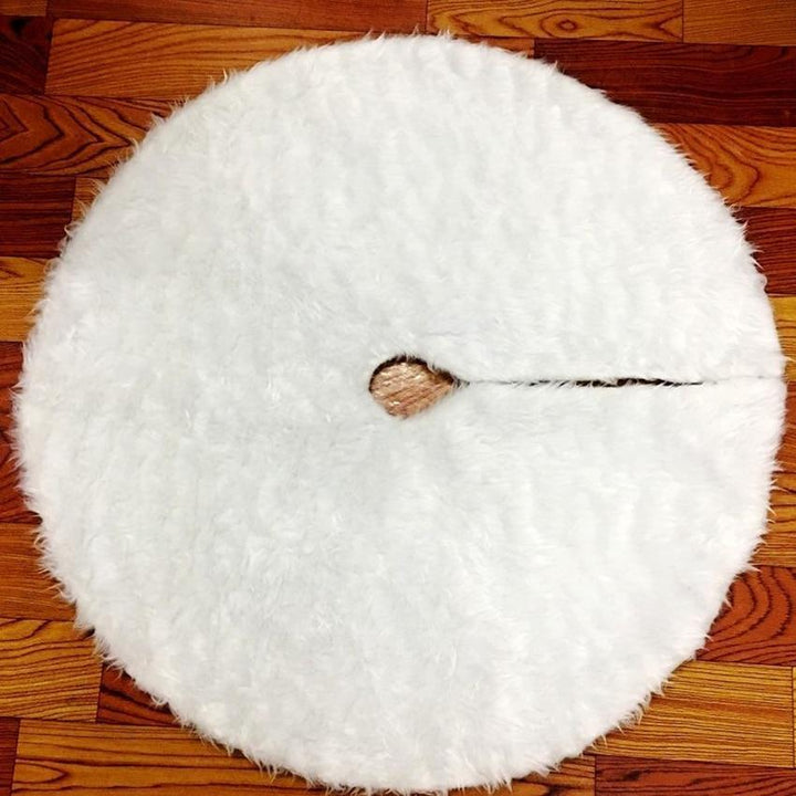 Faux Fur Christmas Tree Skirt | Kalsten