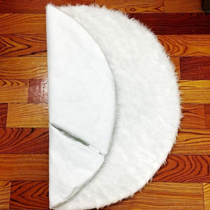 Faux Fur Christmas Tree Skirt | Kalsten