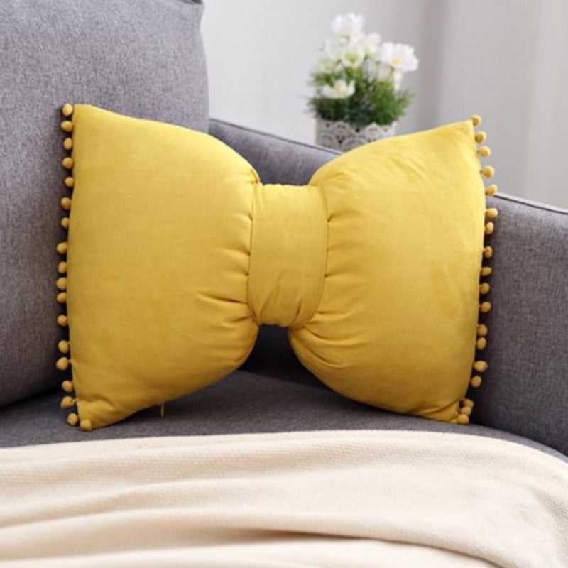 Kalsten | Bow-shaped Decorative Cushion as Decorative Accent