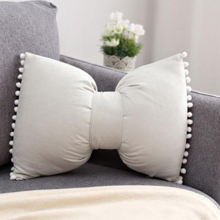 Kalsten | Bow-shaped Decorative Cushion as Decorative Accent