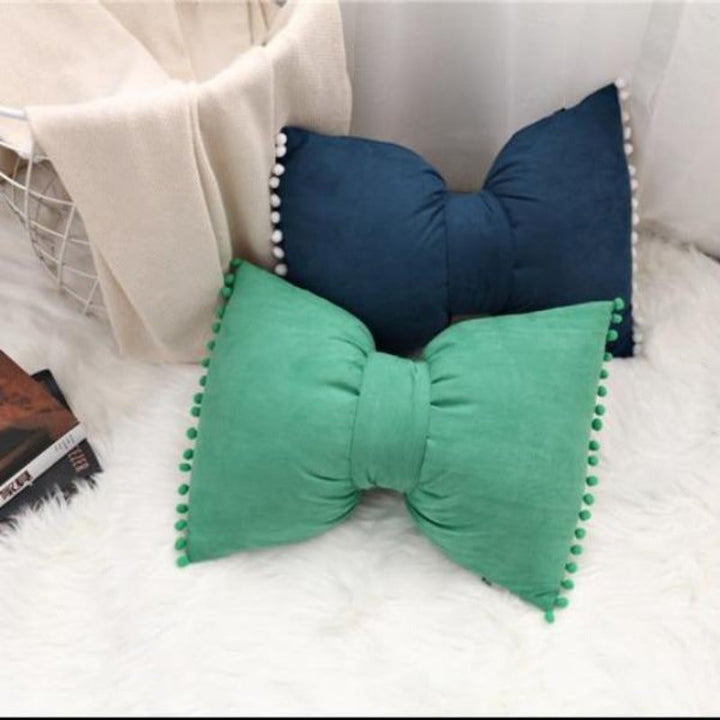 Kalsten | Bow-shaped Decorative Cushion as Decorative Accent