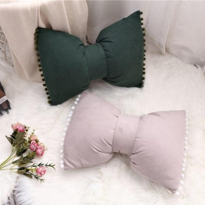 Kalsten | Bow-shaped Decorative Cushion as Decorative Accent