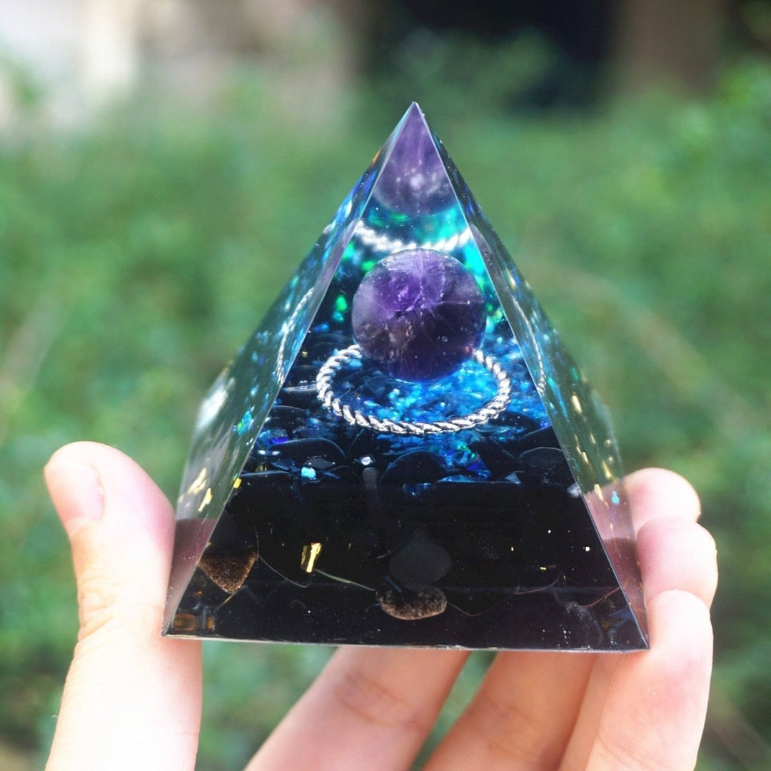 Amethyst Sphere Balance and Rediscovered Serenity | Kalsten