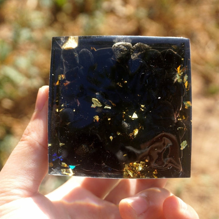 Amethyst Sphere Balance and Rediscovered Serenity | Kalsten