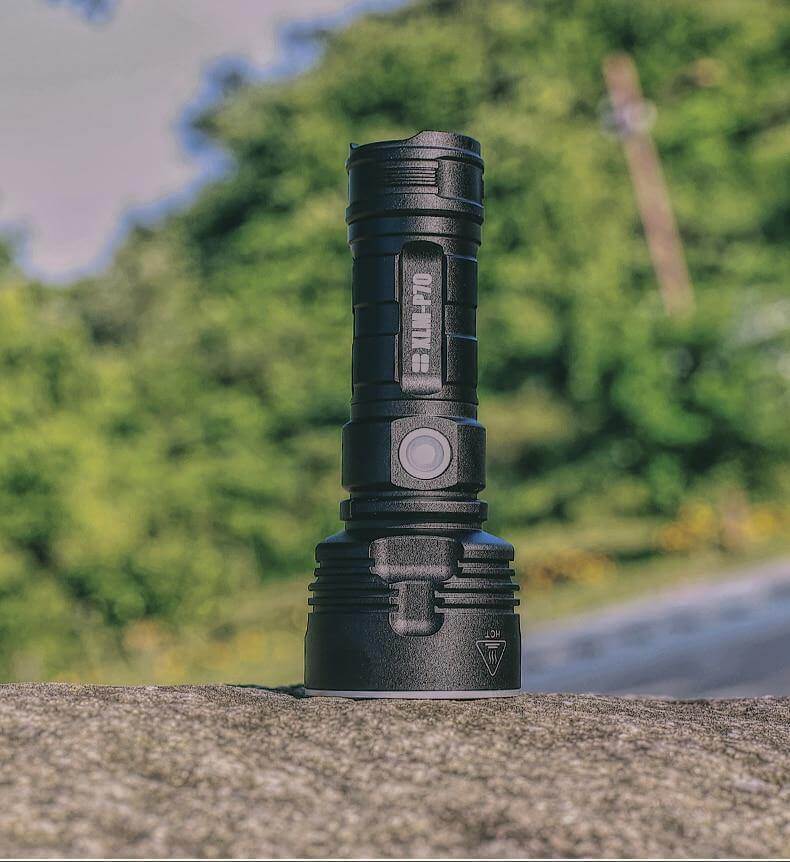 Ultra Powerful LED Flashlight | Kalsten