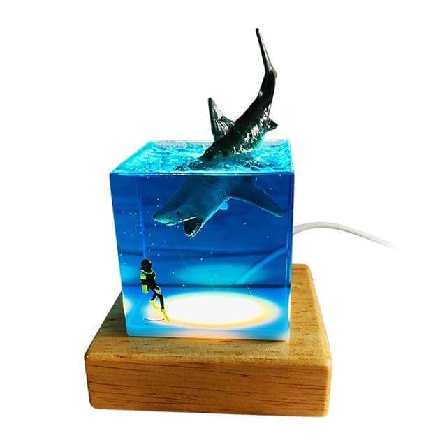 LED Night Light Shark Diver Decoration Lamp | Kalsten