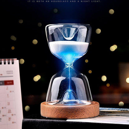 Creative Hourglass | Skanto