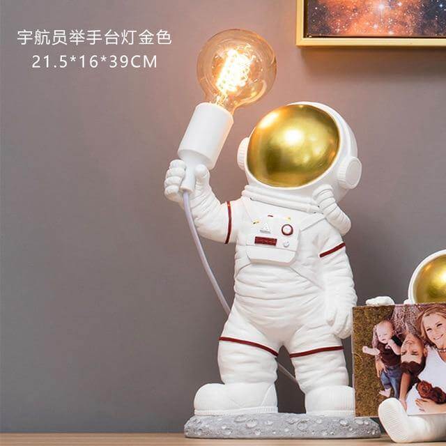 Minimal Resin Astronaut Table Lamps | Kalsten