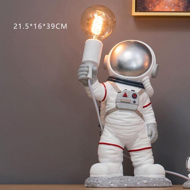 Minimal Resin Astronaut Table Lamps | Kalsten
