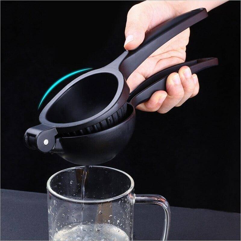 BowLift | Minimalist Lemon Squeezer