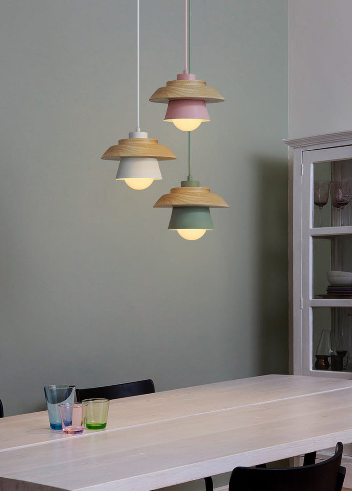 Kalsten | Pendant lights made of Nordic wood