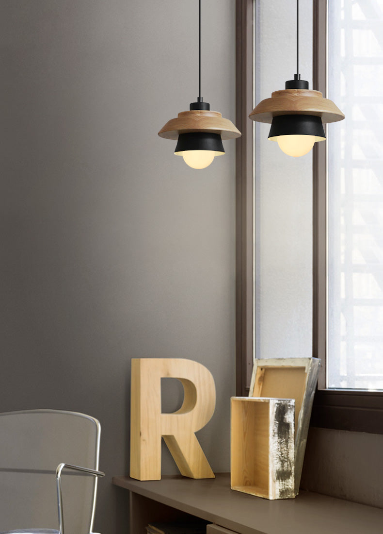Kalsten | Pendant lights made of Nordic wood