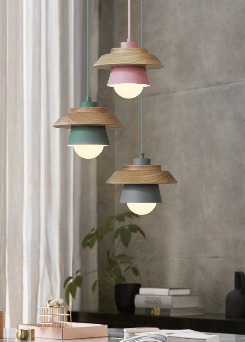 Kalsten | Pendant lights made of Nordic wood