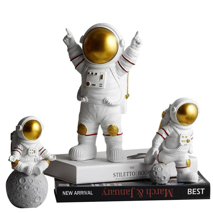 Astronaut Figurine | Kalsten