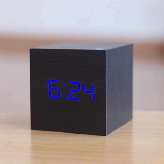Digital square LED clock | Kalsten