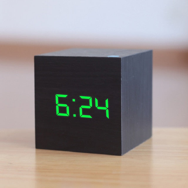 Digital square LED clock | Kalsten