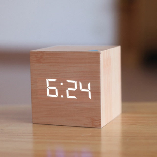 Digital square LED clock | Kalsten