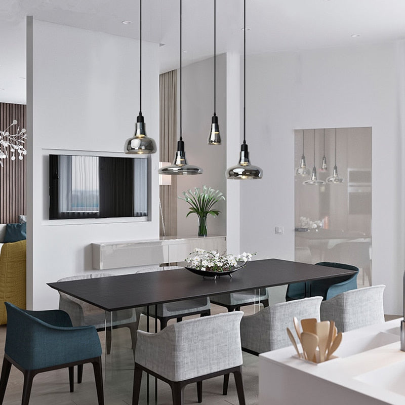 Nordic Chic Oval Pendant Lamp | Kalsten