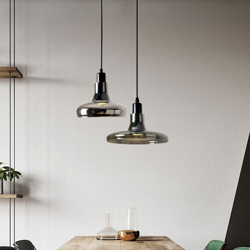 Nordic Chic Oval Pendant Lamp | Kalsten