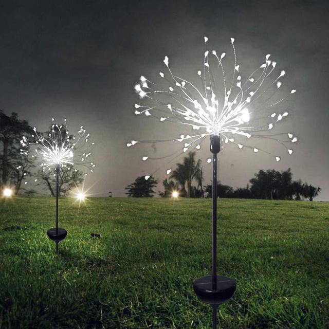 Solar Powered Outdoor Dandelion Light | Kalsten