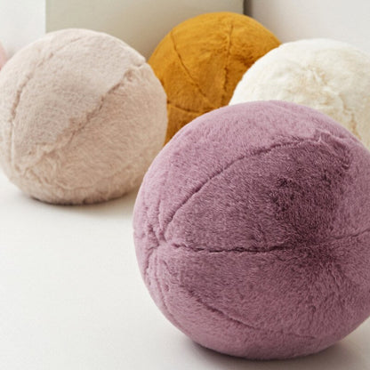 Short Fur Ball Pillow | Skanto