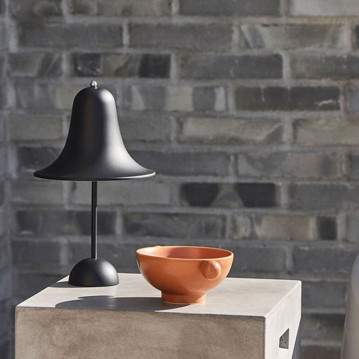 Classic Cap Wireless Table Lamp - Timeless Design and Durable Battery Kalsten