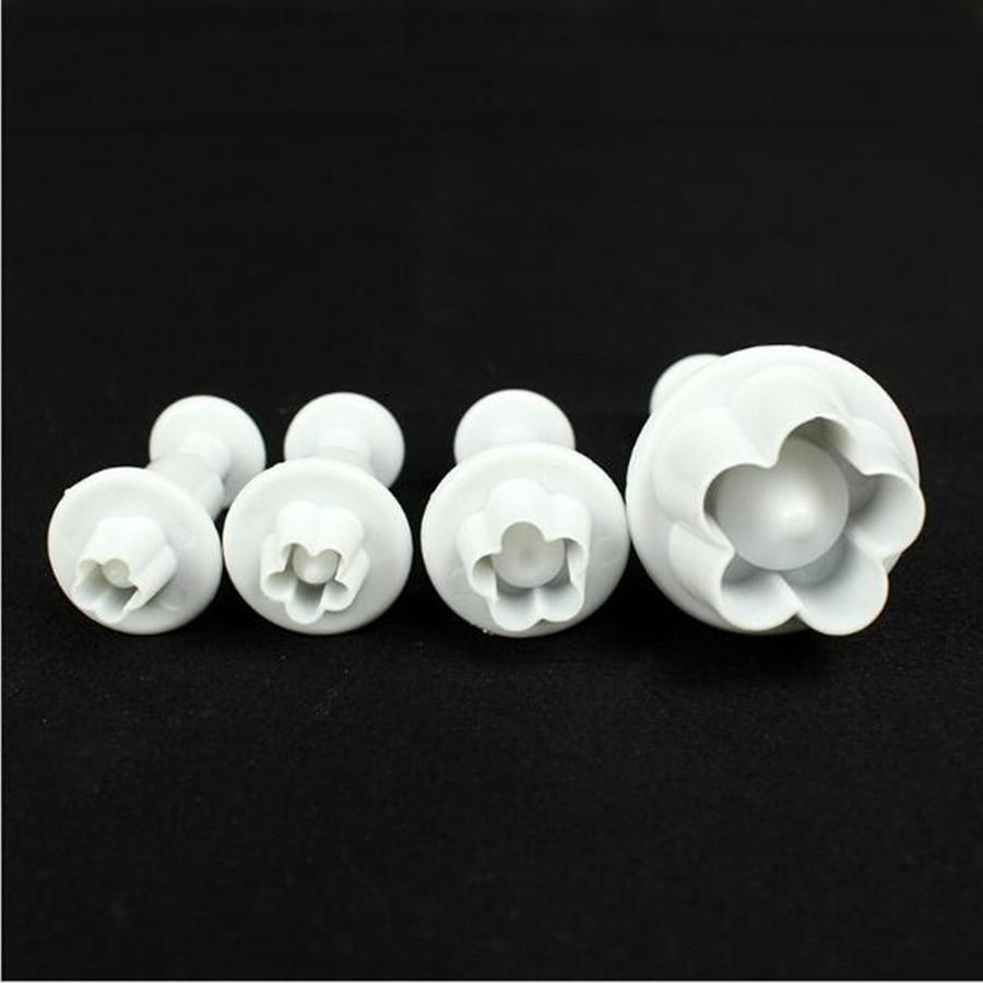 4 Piece Set - Plum Flower Shape Pastry Decorating Tools | Kalsten