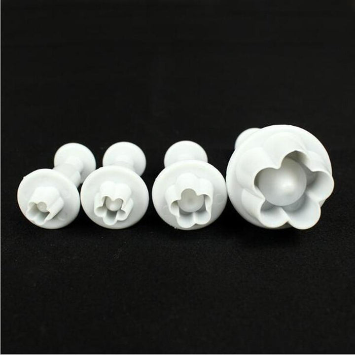 4 Piece Set - Plum Flower Shape Pastry Decorating Tools | Kalsten