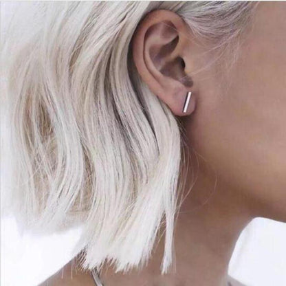 Classic T-Bar Earrings | Skanto